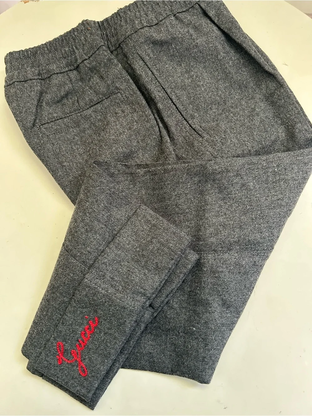 Gucci Dark Gray  Pants with Red Embroidered Logo for a boy size 4 exellent